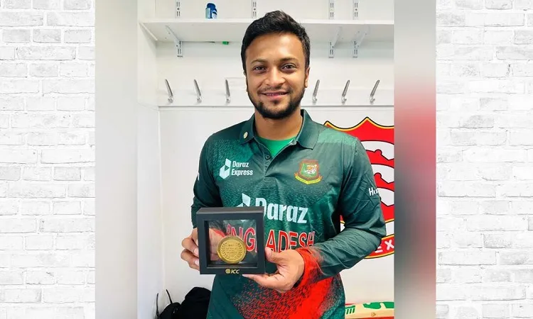 আইসিসির মাসসেরা পুরস্কার পেলেন সাকিব