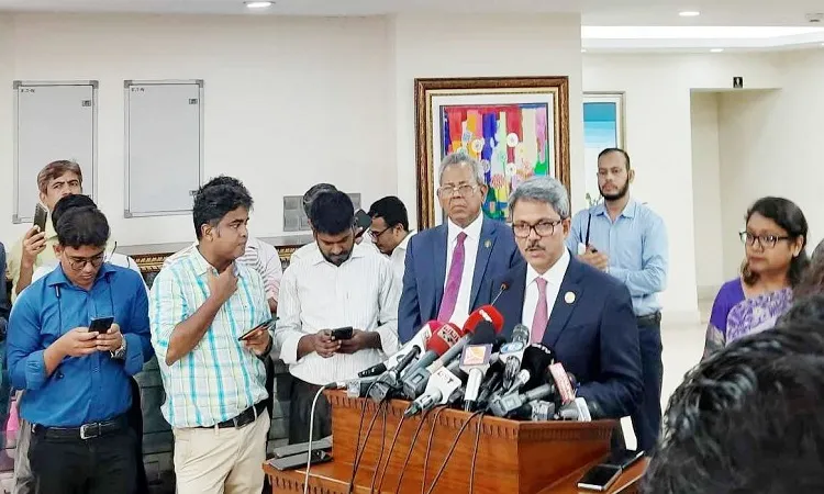 ১৩ দূতকে ডেকে অসন্তোষ জানাল পররাষ্ট্র মন্ত্রণালয়