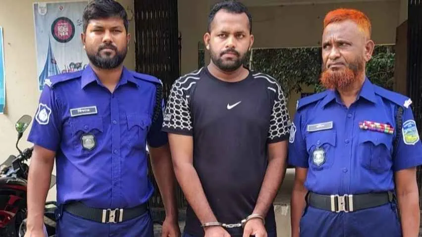 তরুণীর ছবি-ভিডিও অনলাইনে, সেনাসদস্য গ্রেফতার