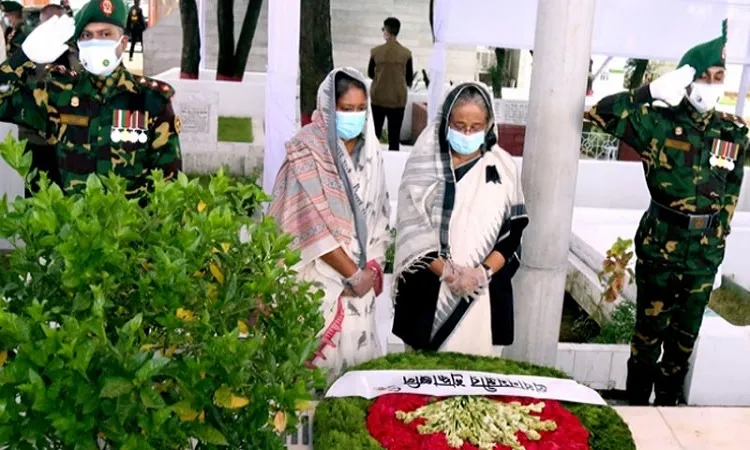 PM Hasina pays homage to martyrs at Banani graveyard