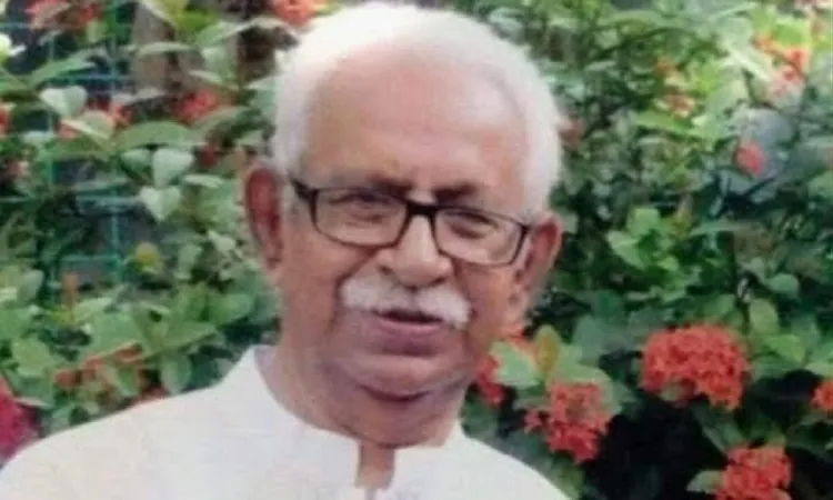 চলে গেলেন ভাষাসৈনিক রণেশ মৈত্র