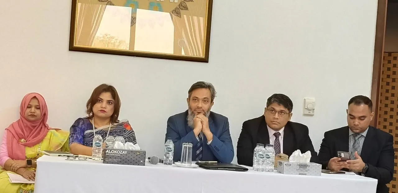 আমিরাতে বাংলাদেশি চিকিৎসকদের সম্ভাবনা ও চ্যালেঞ্জ: দূতাবাসে সেবা উন্নয়নে সেমিনার
