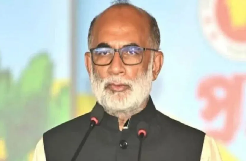 শেখ হাসিনা যেটা বলবেন সেটাই রাইট : শ ম রেজাউল করিম