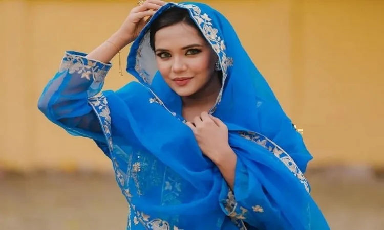 মন মতো হলে সিনেমা করব : সামিরা খান মাহি
