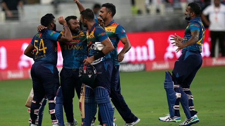 Sri Lanka prove a WC point with India win