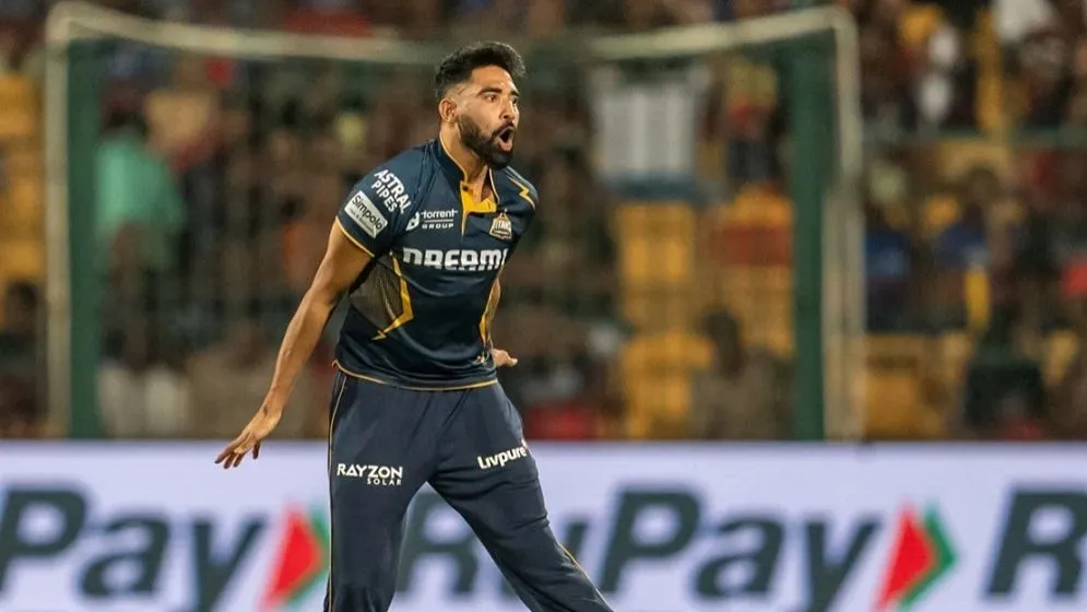 ‘ভুল শুধরে’ পুরোনো রূপে সিরাজ