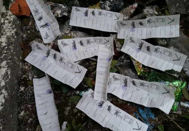 বরগুনায় নৌকায় সিল দেওয়া ব্যালট পেপার উদ্ধার