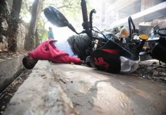 বাগেরহাটে সড়ক দুর্ঘটনায় নিহত ২,আহত ৩