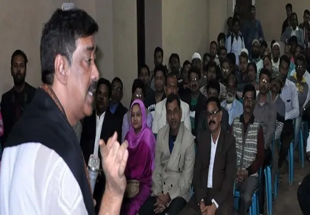শামীম ওসমান হাত দিলে খবর আছে