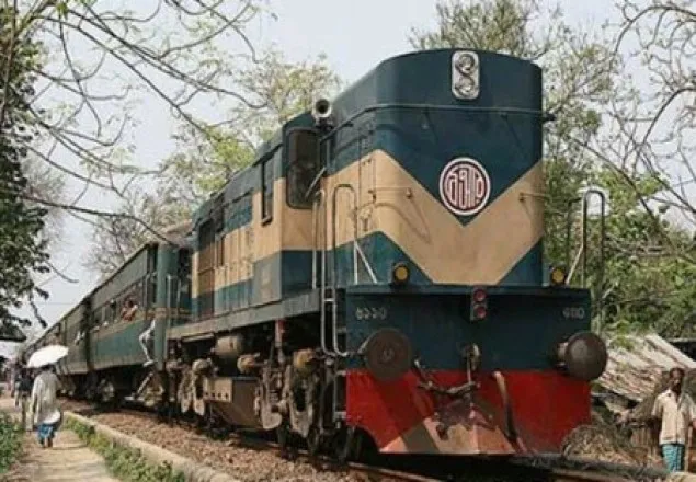 ট্রেনের ভাড়া ৭.৮ শতাংশ বৃদ্ধির প্রস্তাব