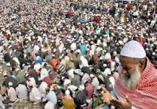 বিশ্ব ইজতেমার আখেরি মোনাজাত শেষ