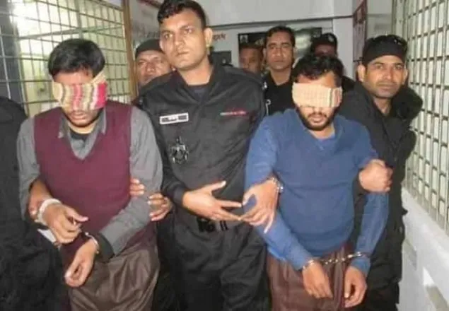 জয়পুরহাটে পুলিশের গুলিতে পঙ্গু হয়ে গেলো ৩ তরুণ
