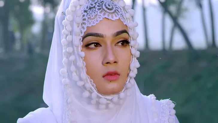 আমার ভয়ঙ্কর রকমের ভালোবাসা দরকার : মাহিয়া মাহি