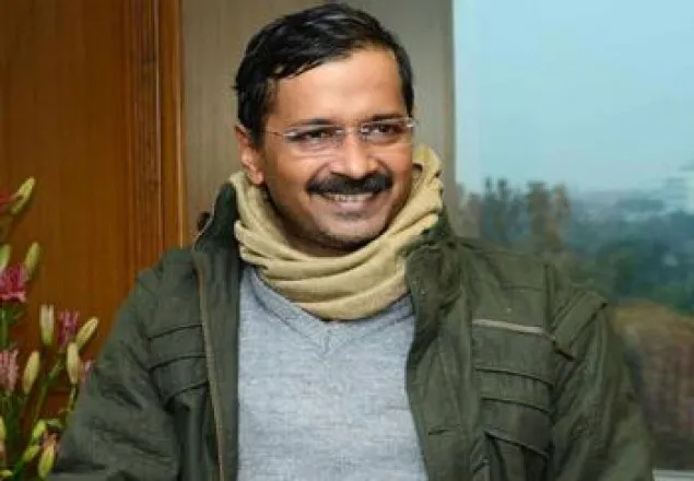 কেজরিওয়ালকে কালি ছুড়ে মারায় তরুণীর কারাদণ্ড  