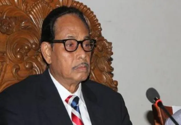 ‘এভাবে থাকার চেয়ে না থাকাই ভাল’