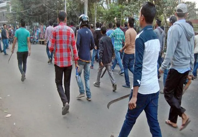 ঢাবি ছাত্রলীগের দু’গ্রুপের সংঘর্ষ: আহত ৩