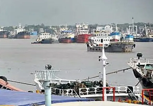 মঙ্গলবার রাত থেকে সারাদেশে নৌযান ধর্মঘট