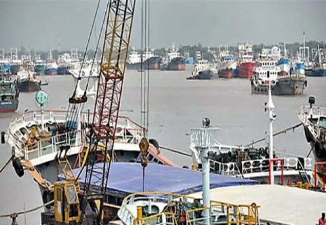 নৌযান শ্রমিকদের কর্মবিরতি প্রত্যাহার