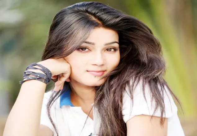 ব্যবহারে ক্ষুব্ধ মাহি ছাড়লেন শুটিং সেট