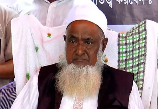 দুই সচিবের পর এবার উপসচিবকে সরাতে চান ধর্মমন্ত্রী