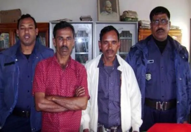 বাল্যবিয়ের দায়ে বর-কনের বাবার কারাদণ্ড