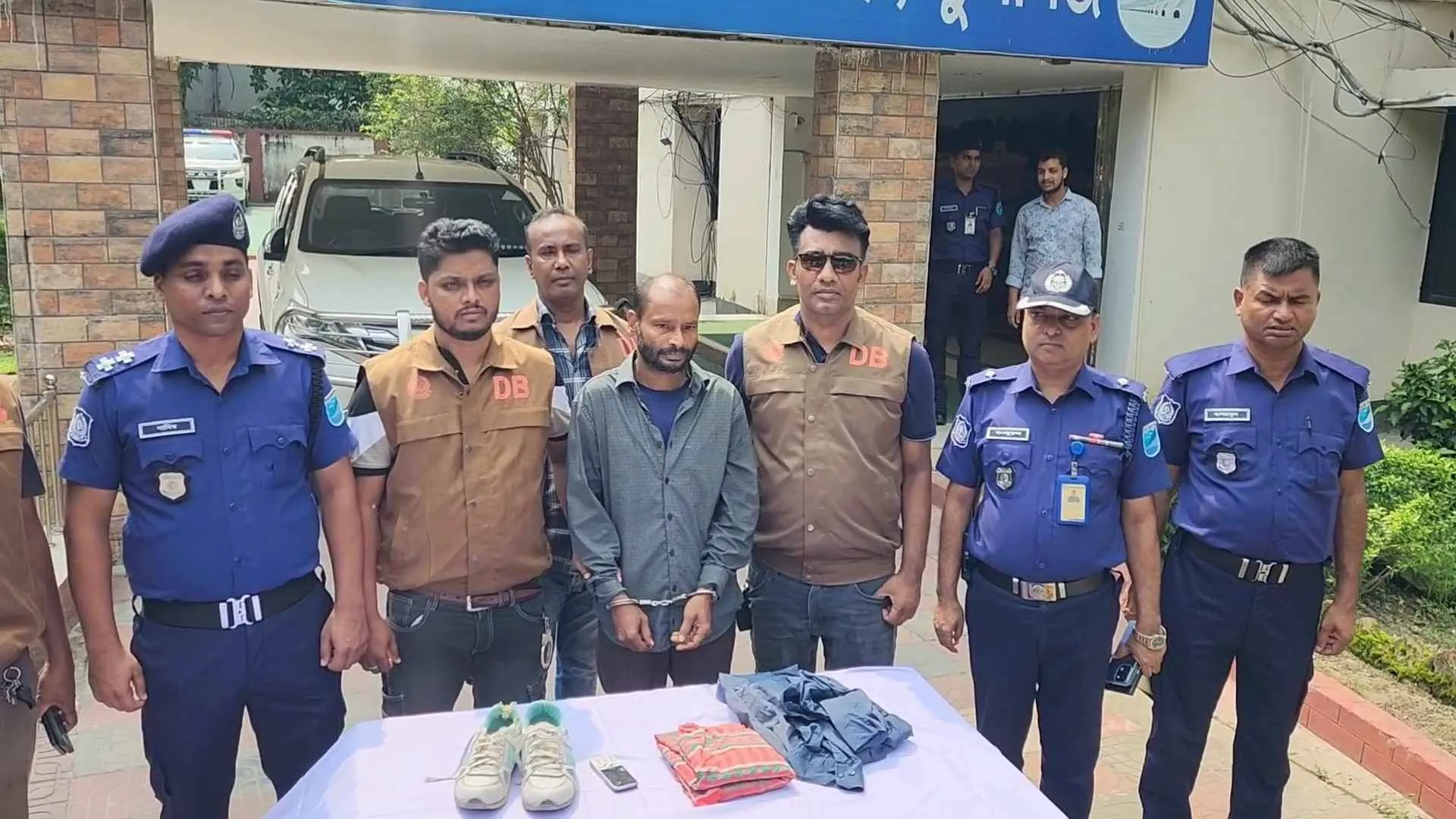 স্ত্রীর সাবেক স্বামীর সঙ্গে বিরোধে ভাঙারি ব্যবসায়ীকে হত্যা