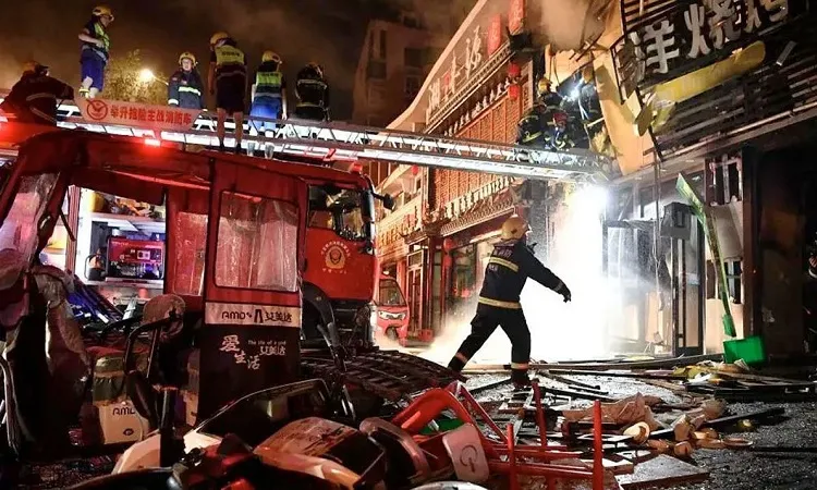 চীনে বারবিকিউ রেঁস্তোরায় ভয়াবহ বিস্ফোরণে নিহত ৩১