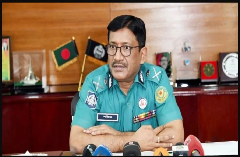 অবসরে যাচ্ছেন ডিএমপি কমিশনার