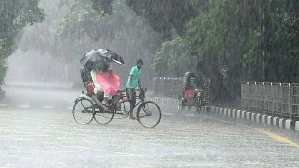রাজধানীতে দুপুরের মধ্যে বজ্রবৃষ্টির আভাস