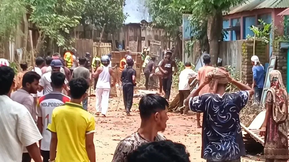 ব্রাহ্মণবাড়িয়ায় দুই গোষ্ঠীর সংঘর্ষ, আহত ২০