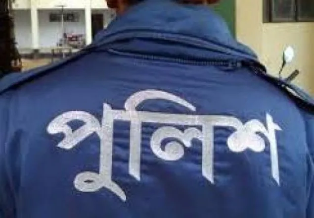 চাঁদাবাজির অভিযোগ: এসআই রেহানকে প্রত্যাহার