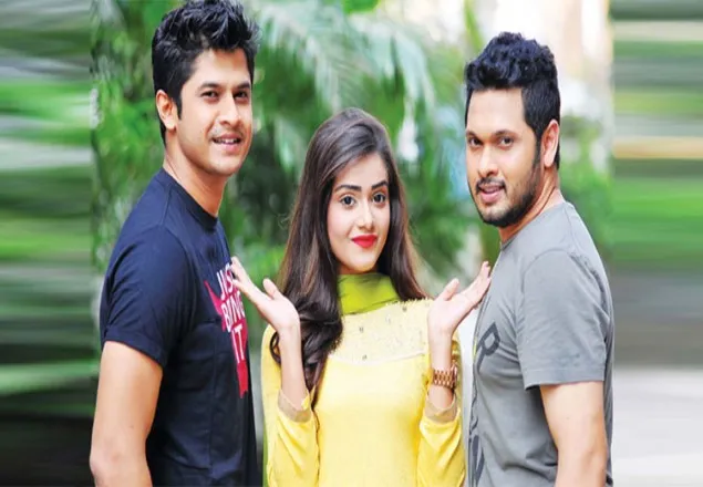 সম্রাট ও নিলয়ের নীল নকশা
