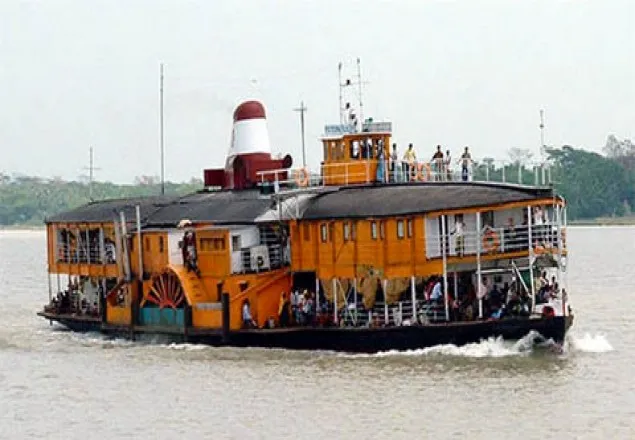 কীর্ত্তনখোলা চরে আটকা পড়েছে যাত্রীবাহী স্টিমার