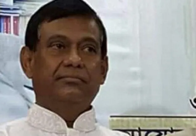 ৬৫ মামলার ফাইল জমা দিলেন বিচারপতি মানিক