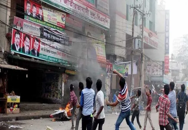 নয়াপল্টনে ছাত্রদলের দু’গ্রুপে সংঘর্ষ