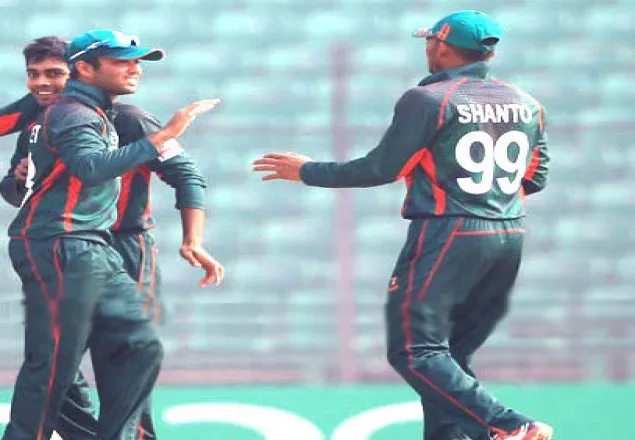 লঙ্কানদের ৮ম উইকেটের পতন