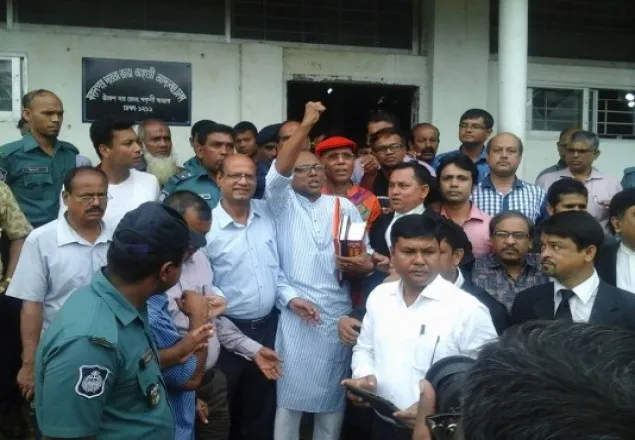 আপিল বিভাগেও মাহমুদুর রহমানের জামিন বহাল