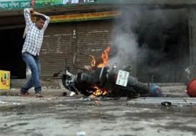 বিএনপি কার্যালয়ে ভাঙচুর : ৫ নেতাকর্মী আটক