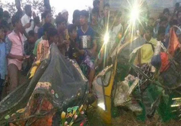 কুমিল্লায় বাসচাপায় ২ যাত্রী নিহত