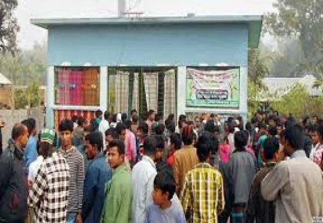 পুরোহিত হত্যার ঘটনায় তিন আসামি ১৫ দিনের রিমান্ডে