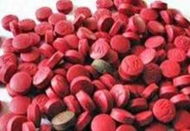 চট্টগ্রামে ইয়াবা ও টাকাসহ গ্রেপ্তার ৩