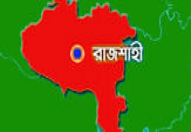 ট্রেনের ধাক্কায় আহত মাইক্রোবাস চালক