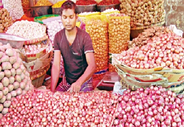 বেড়েছে পেঁয়াজ রসুনের দাম