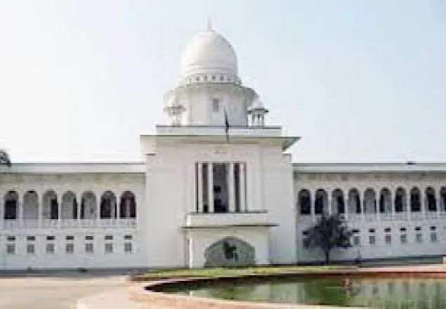 বাড়িওয়ালাদের তথ্য না দিতে আইনি নোটিশ