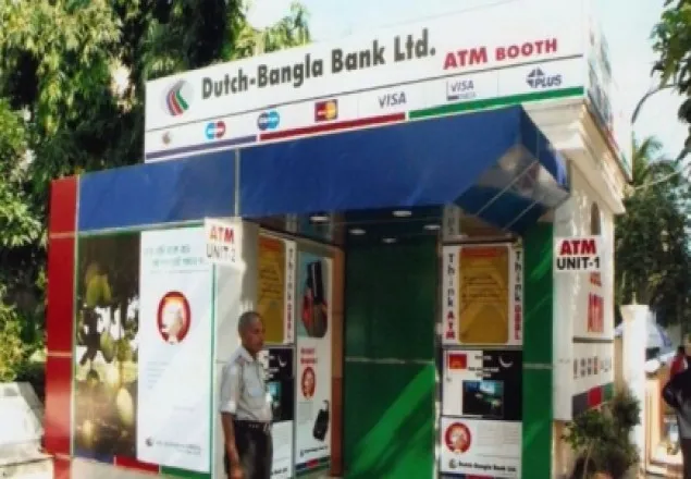 গাজীপুরে ব্যাংকের বুথ থেকে কোটি টাকা লুটের অভিযোগ
