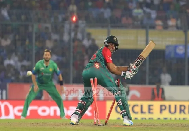 সাকিবকে আইসিসির অফিসিয়াল তিরস্কার 