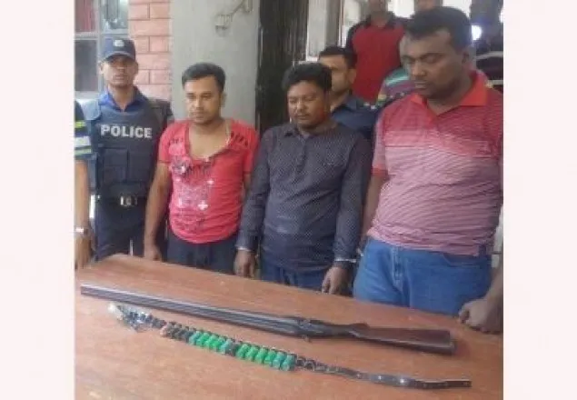 অস্ত্র-গুলিসহ ৩ অপহরণকারী আটক