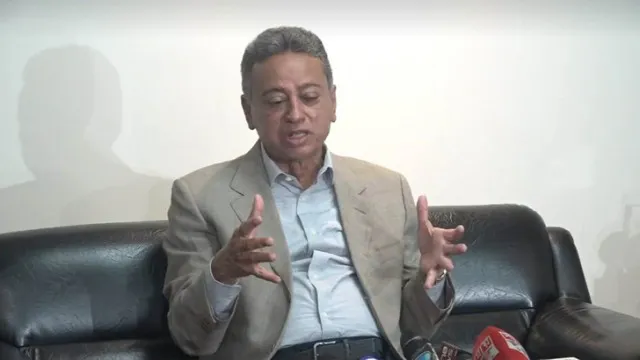 প্রতিটি জায়গায় লুটপাটের কারণে দ্রব্যমূল্য বেড়ে যাচ্ছে : আমির খসরু