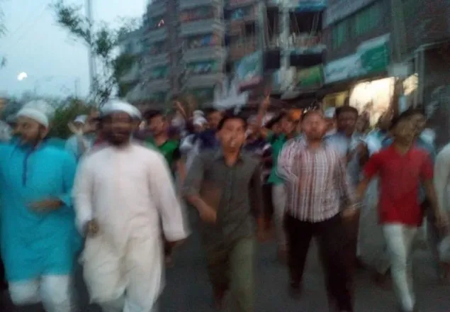 যাত্রাবাড়িতে পুলিশি বাধায় জামায়াতের মিছিল পণ্ড