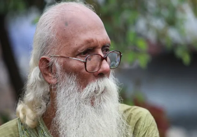 স্বাধীনতা পদক না পাওয়ায় ক্ষুব্ধ নির্মলেন্দু গুণ